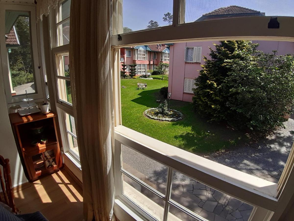 Agradável Apt 2Quartos para família próx ao Lago Negro - 4 min do centro- com churrasqueira Gramado Esterno foto