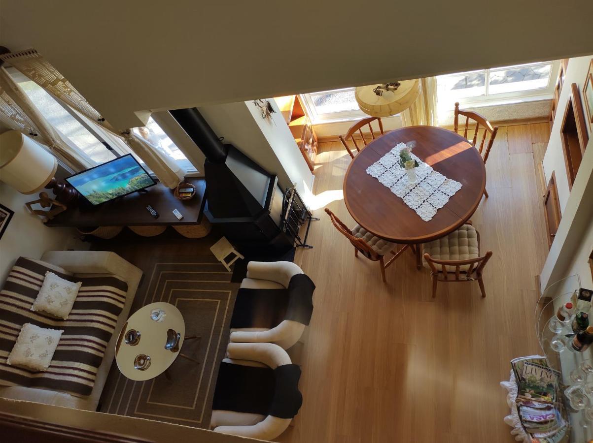 Agradável Apt 2Quartos para família próx ao Lago Negro - 4 min do centro- com churrasqueira Gramado Esterno foto