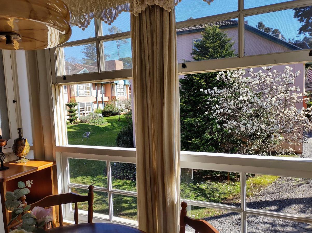 Agradável Apt 2Quartos para família próx ao Lago Negro - 4 min do centro- com churrasqueira Gramado Esterno foto